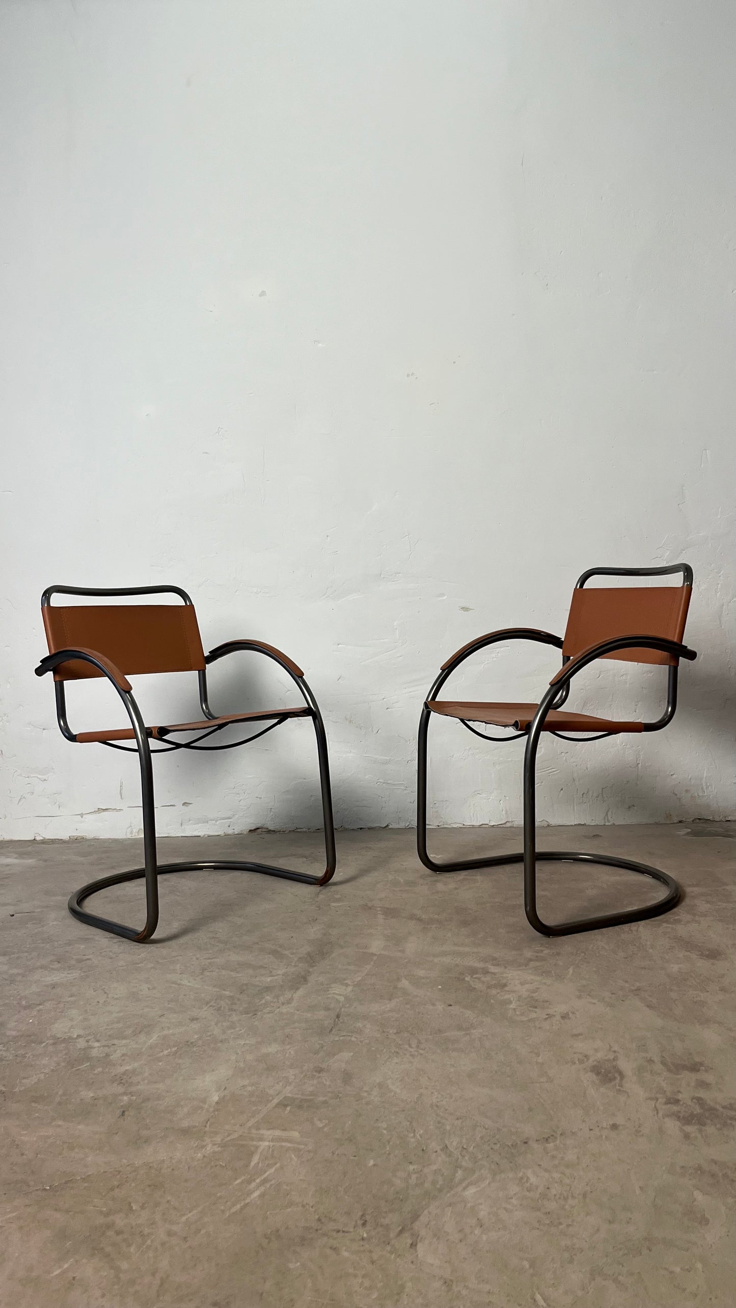 Paire de fauteuils cantilever Effezeta camel, Fabriqué en Italie, 1970