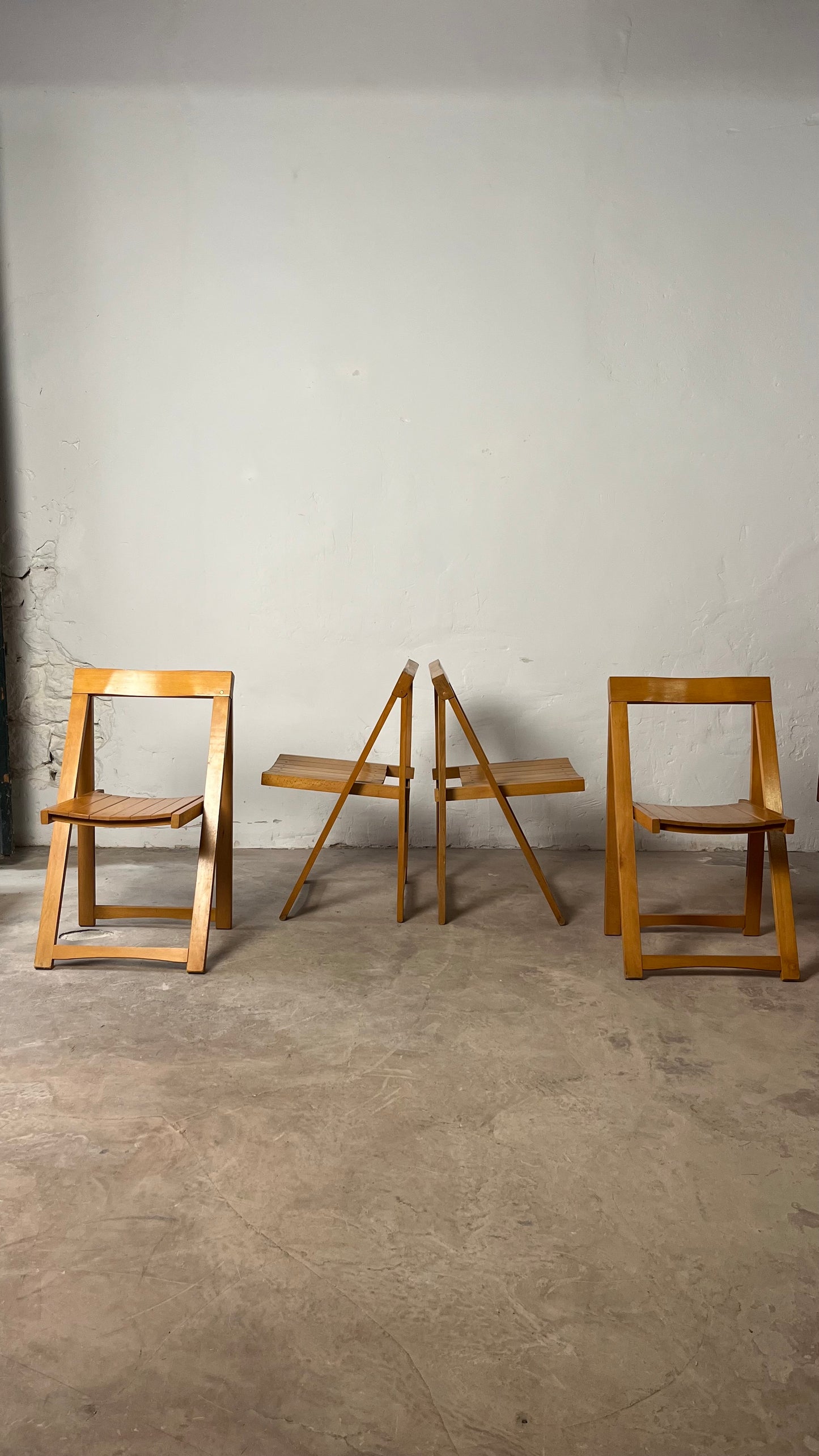 Lot de 4 chaises pliantes modèle “Trieste” par Aldo Jacober, 1966